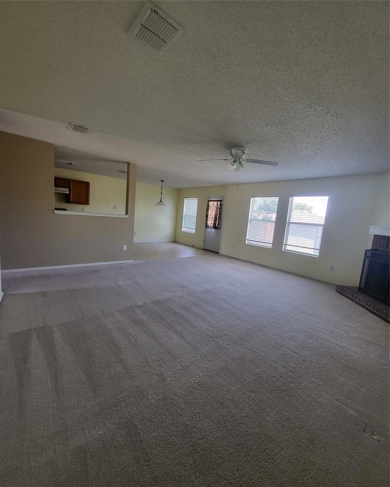 2513 Barksdale Dr - Photo 6 of 25