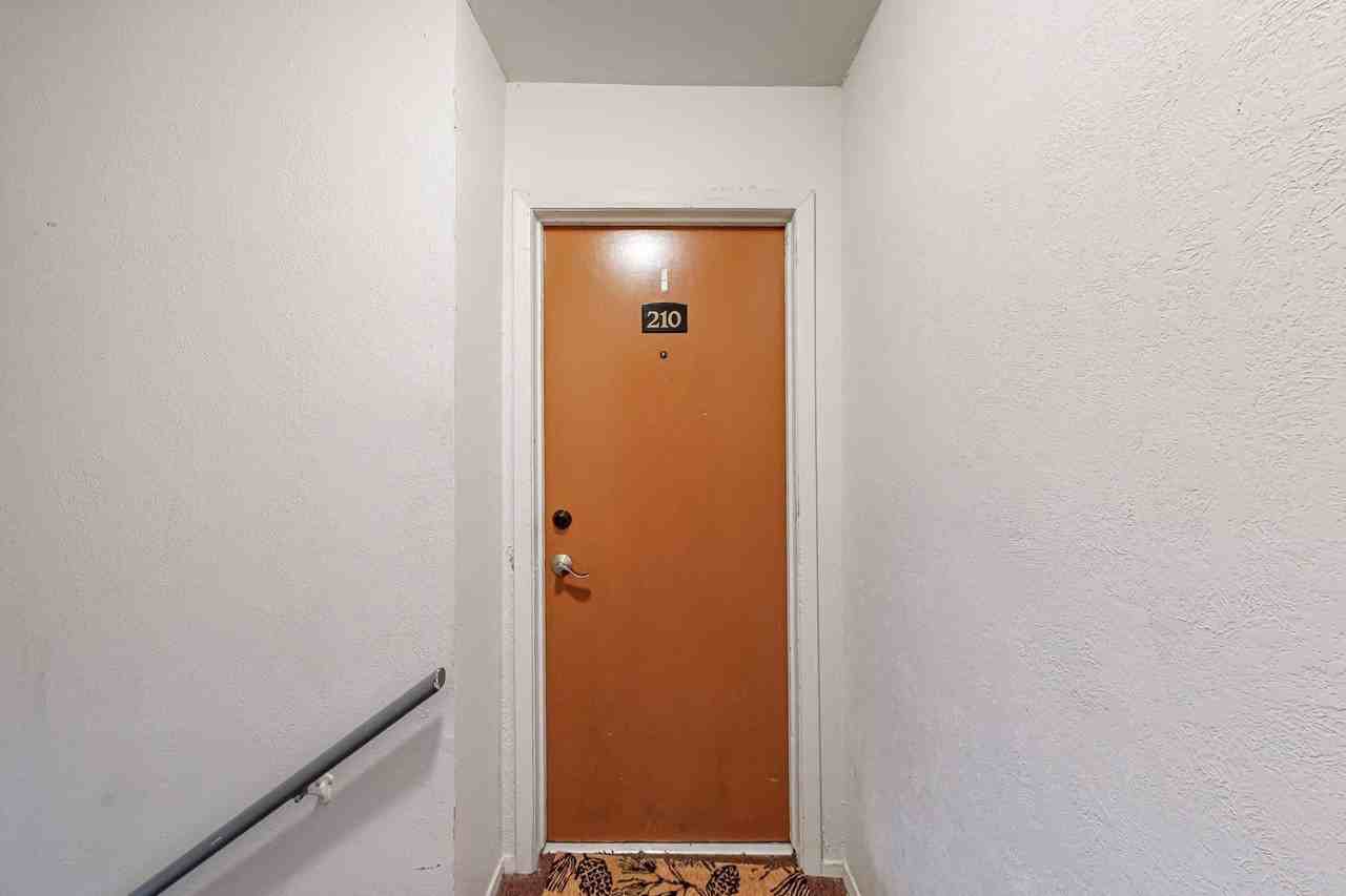 5220 Fleetwood Oaks Ave #210 - Photo 7 of 34