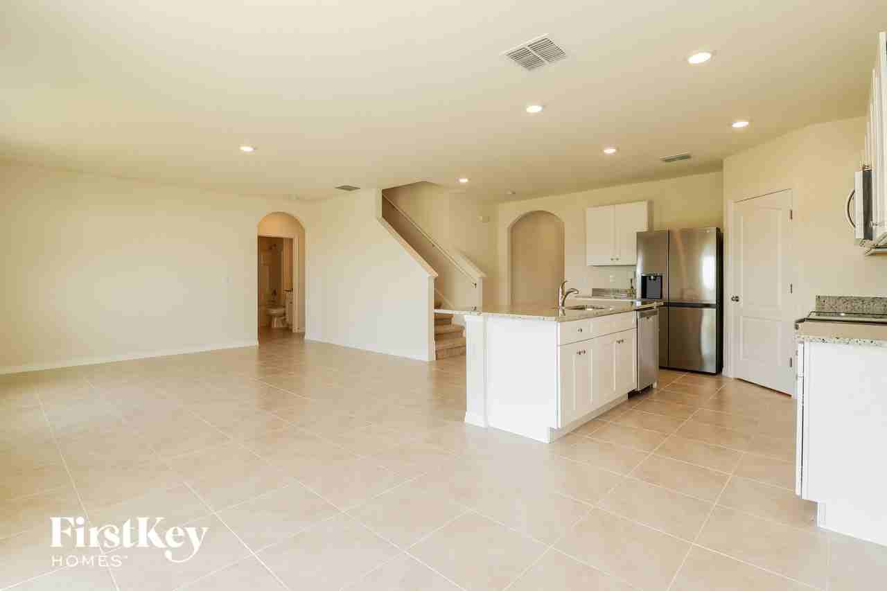 4071 Alissa Ln - Photo 3 of 15