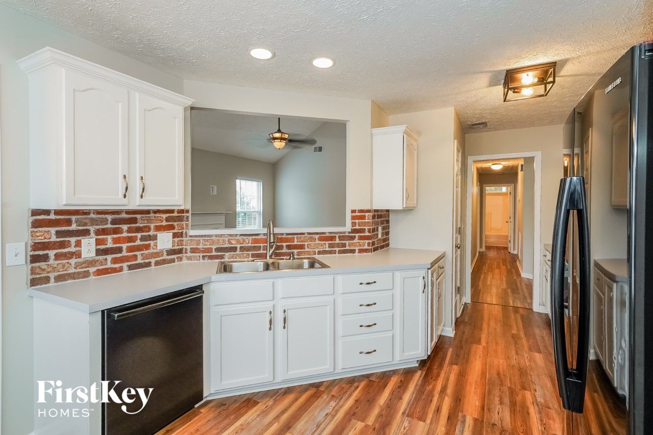 3221 Demetros Ct - Photo 6 of 15