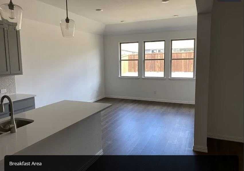 1736 Everglades Dr - Photo 6 of 17