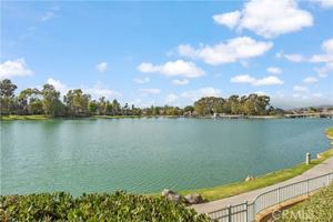 featured image of 51 Lakefront #31