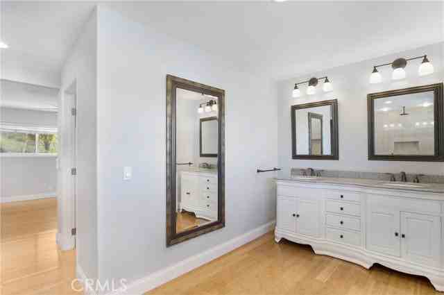 24216 Las Naranjas Dr - Photo 2 of 8