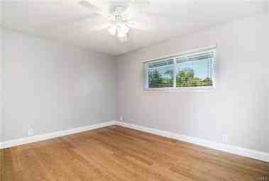 24216 Las Naranjas Dr - Photo 3 of 8