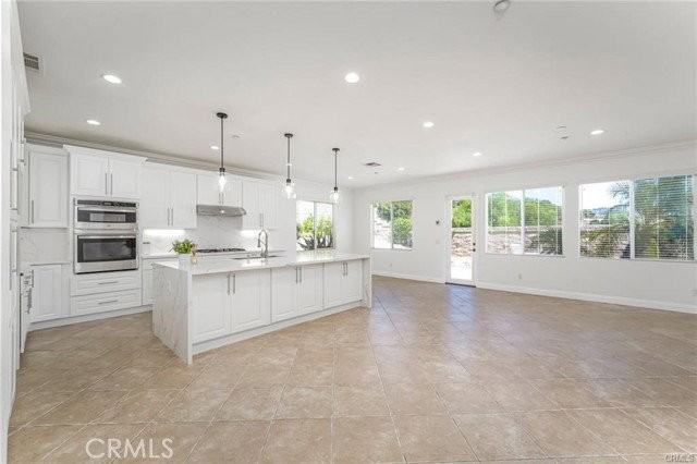 540 Boxcar Ln - Photo 7 of 8