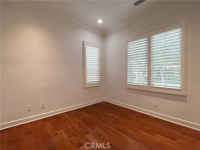 64 Berkshire Wood - Photo 4 of 8