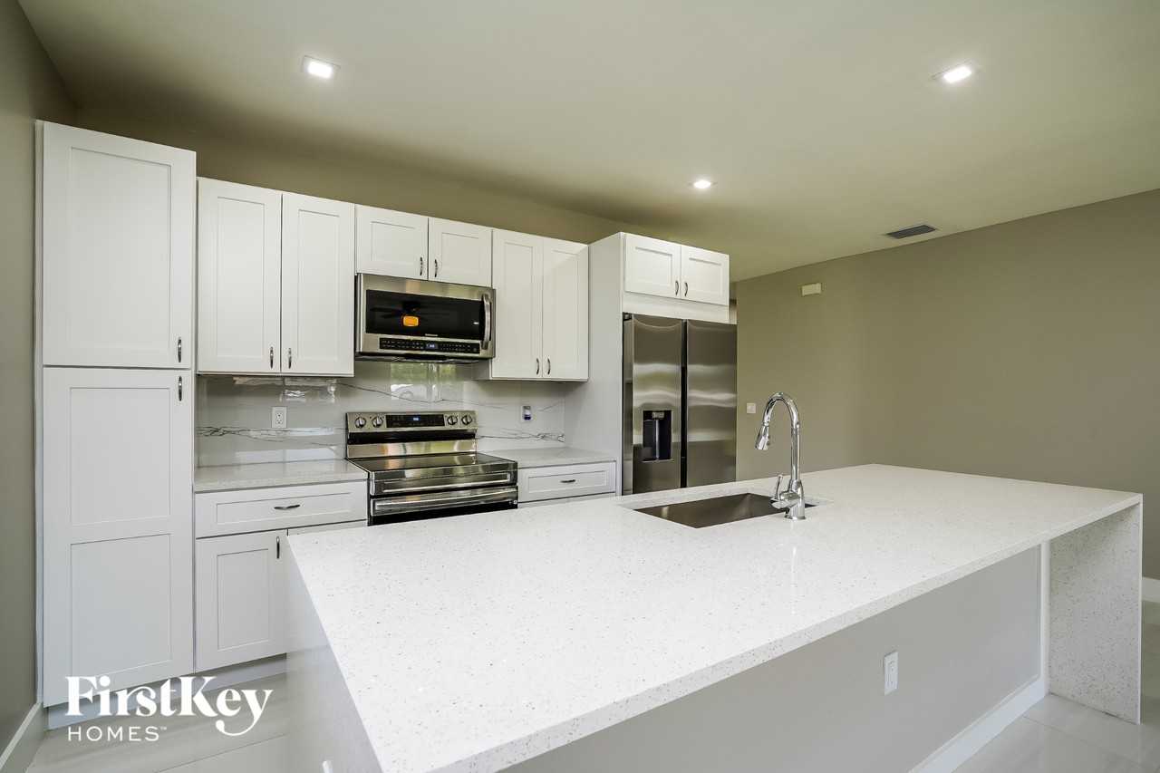 314 Hamilton Ave - Photo 6 of 15