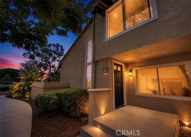 193 Stanford Ct - Photo 2 of 8