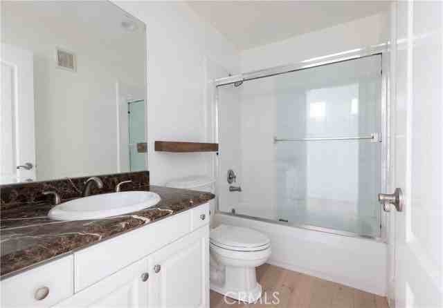 1 Savona Ct - Photo 6 of 8