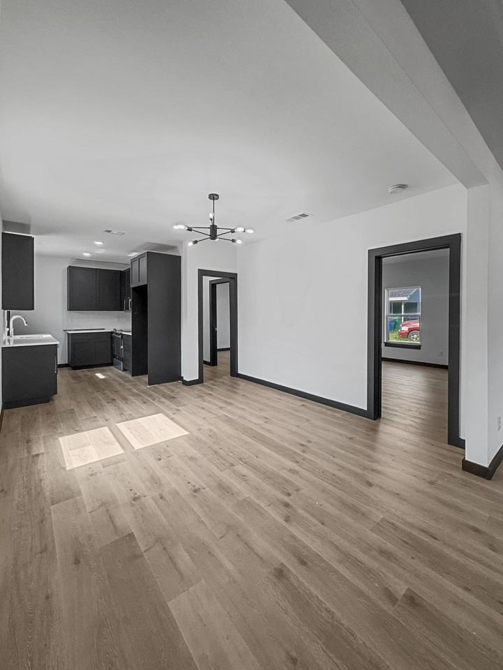 3603 Mcdougal St - Photo 2 of 14