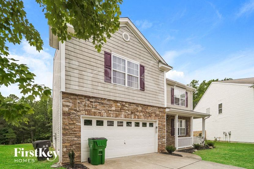 7302 Lamplighter Close Dr - Photo 3 of 15