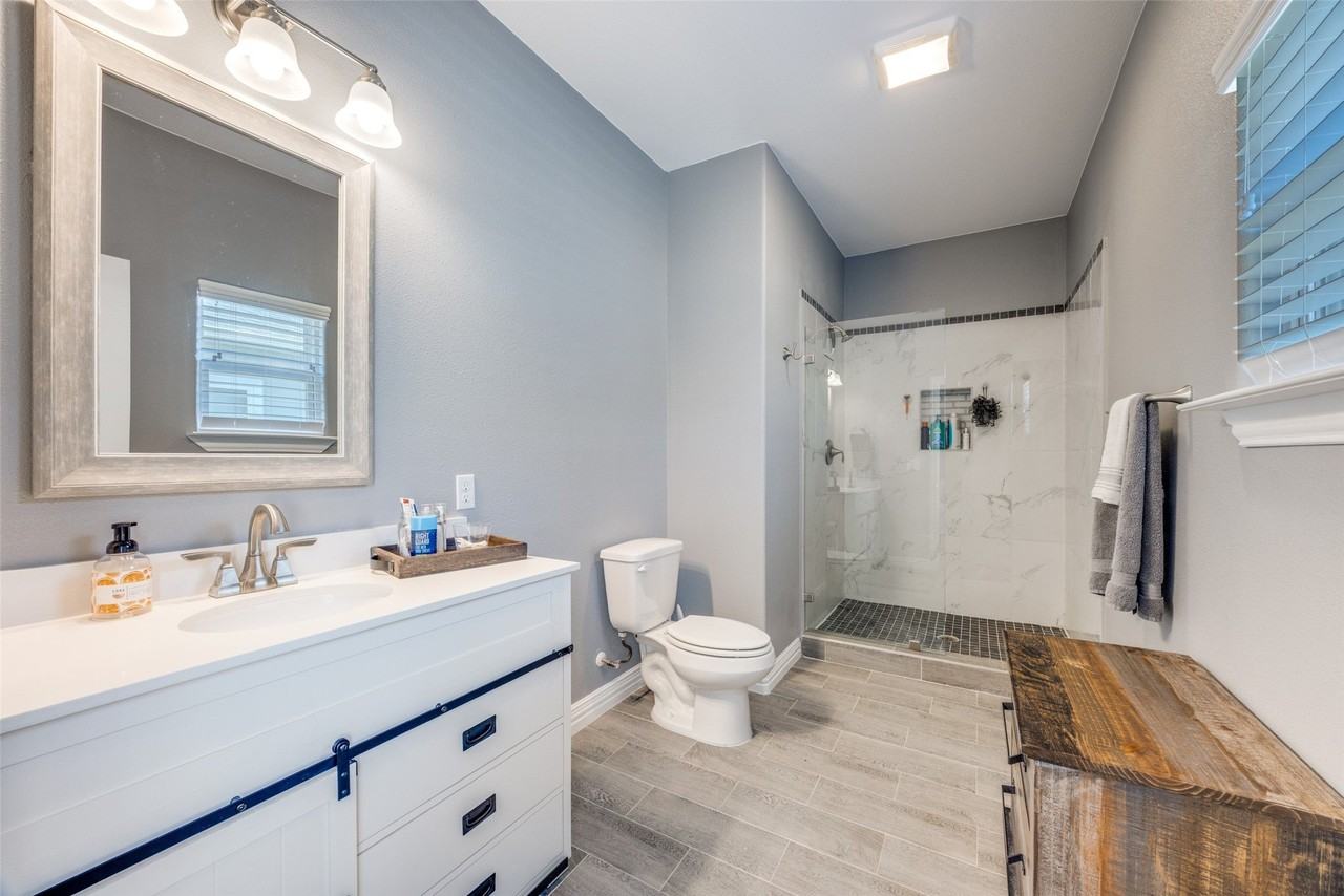 1429 E Odneal St - Photo 7 of 12