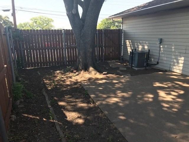 4027 Ovid Ave - Photo 2 of 13