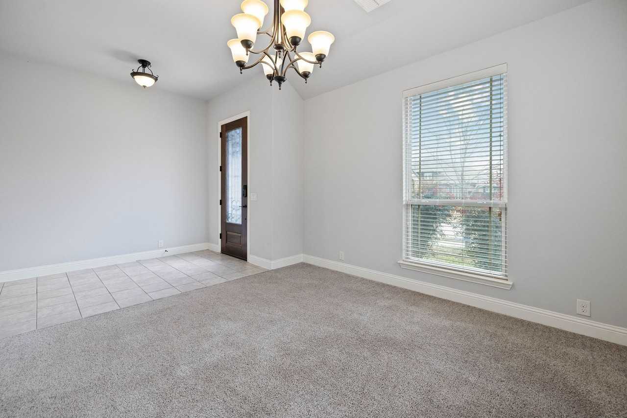 4228 Sweet Clover Ln - Photo 4 of 33