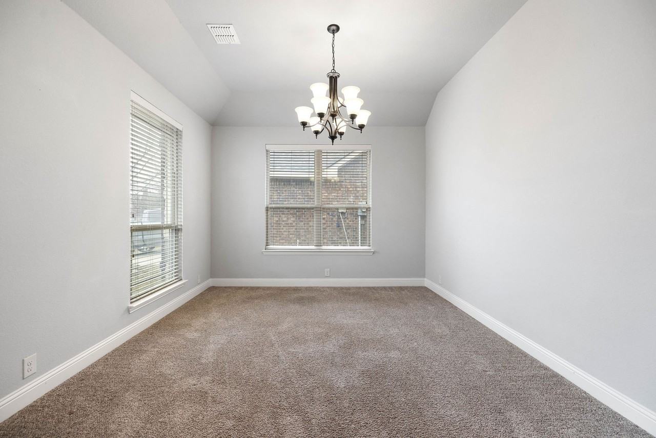 4228 Sweet Clover Ln - Photo 5 of 33