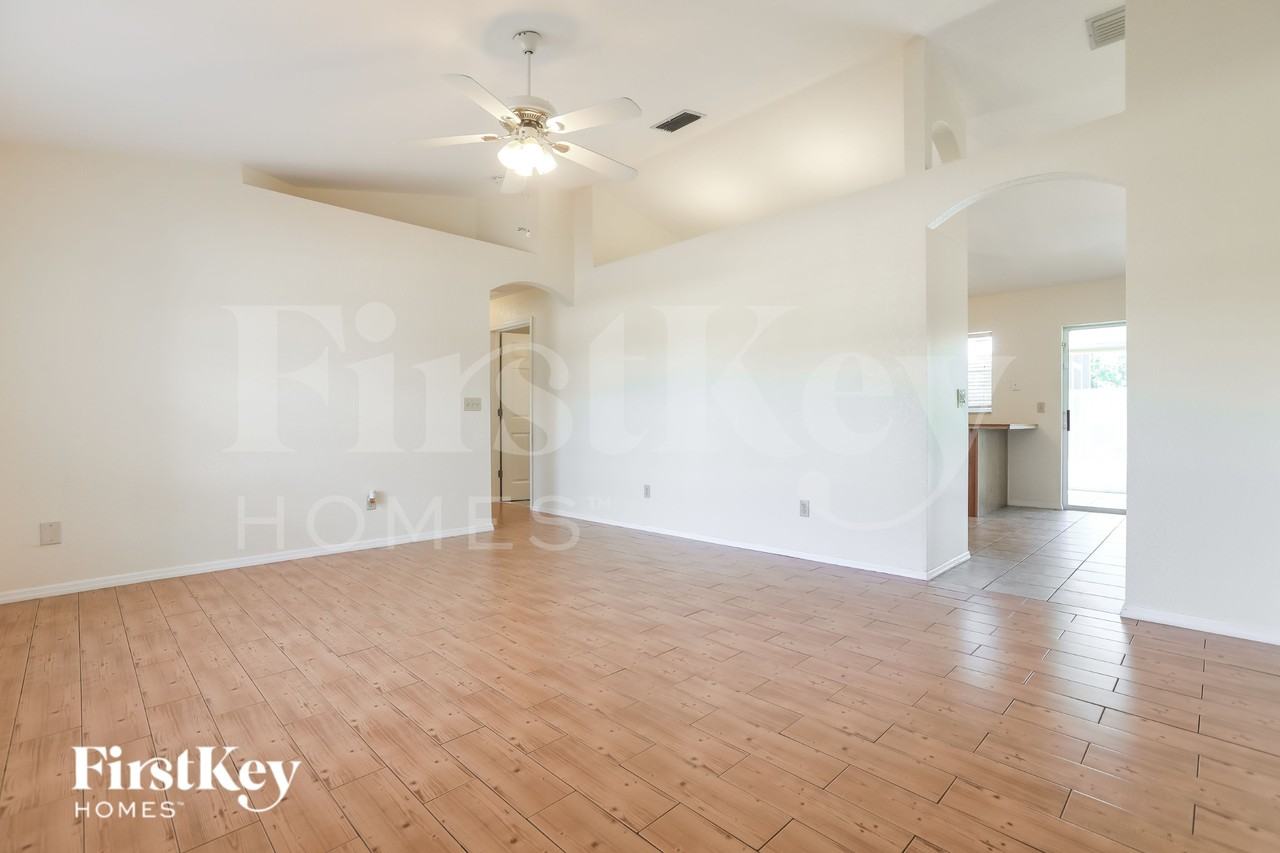 7116 Brandywine Dr - Photo 2 of 17