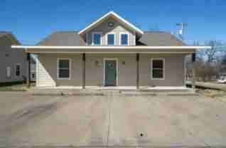 703 Maple St - Photo 1 of 1