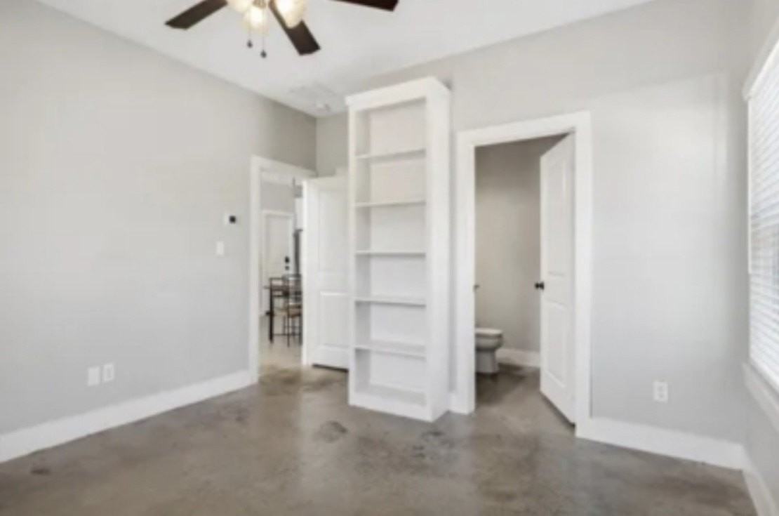 703 Maple St - Photo 4 of 7