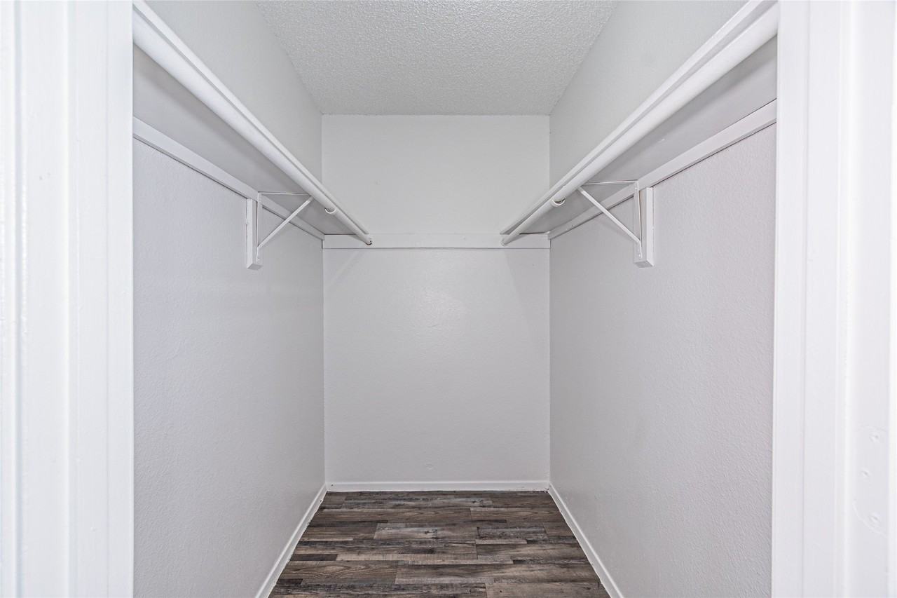 300 W Wintergreen Rd #730ABP - Photo 3 of 13