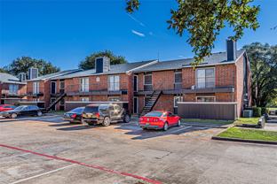 300 W Wintergreen Rd - Photo 1 of 1
