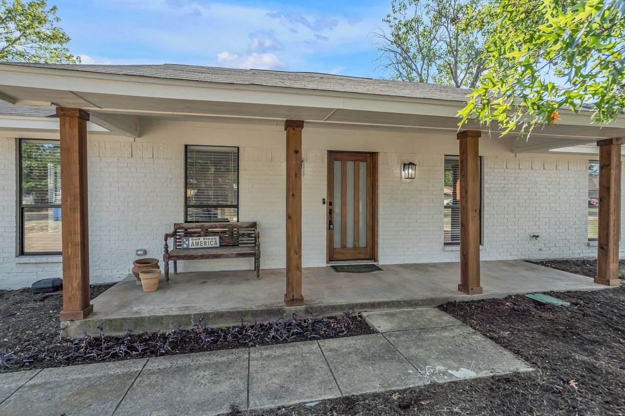 2611 Boulder Dr - Photo 4 of 29