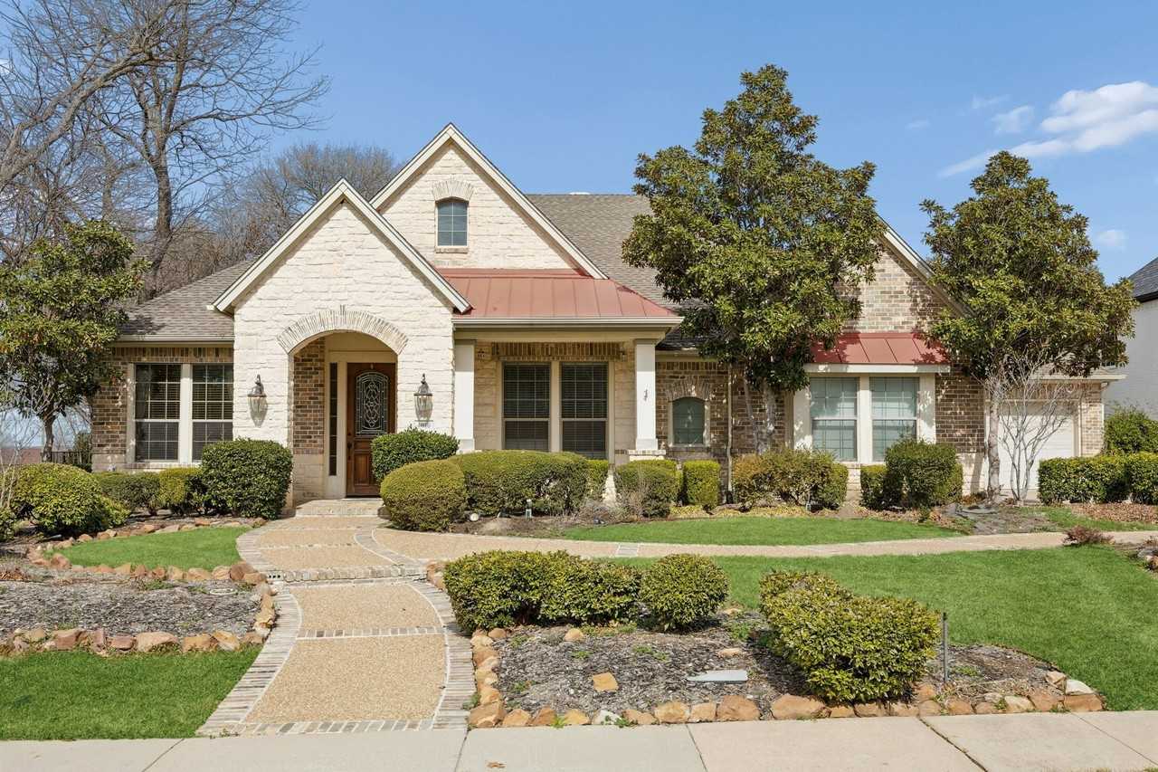 4010 Eider Dr - Photo 2 of 40