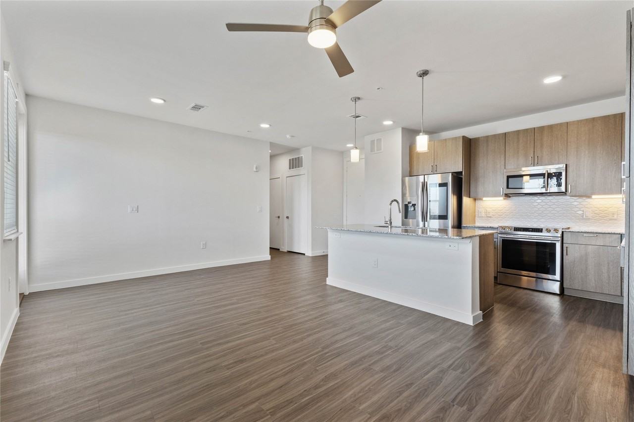 1500 N Fitzhugh Ave - Photo 6 of 28