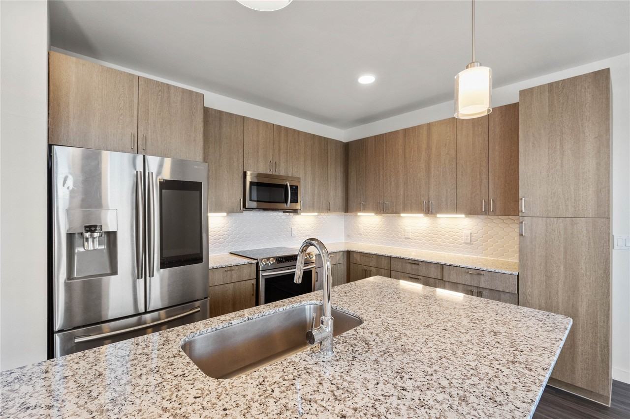 1500 N Fitzhugh Ave - Photo 7 of 28