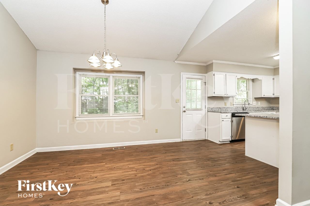 3007 Amidon Dr - Photo 7 of 19