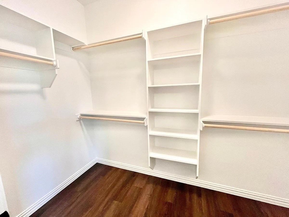327 E Nelson St #329 - Photo 7 of 15