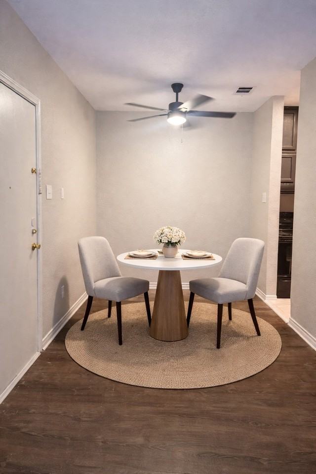 5620 Live Oak St #306 - Photo 2 of 7