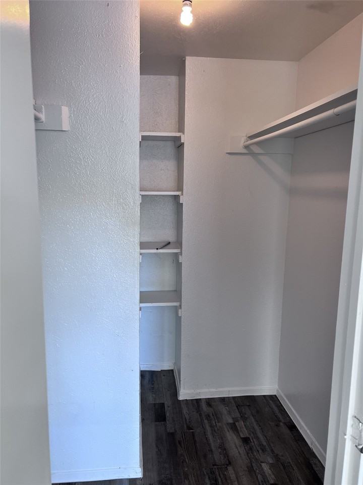 10749 E Northwest Hwy - Photo 6 of 12