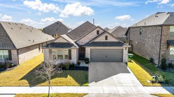 featured image of 7518 Prairie Holly Ln