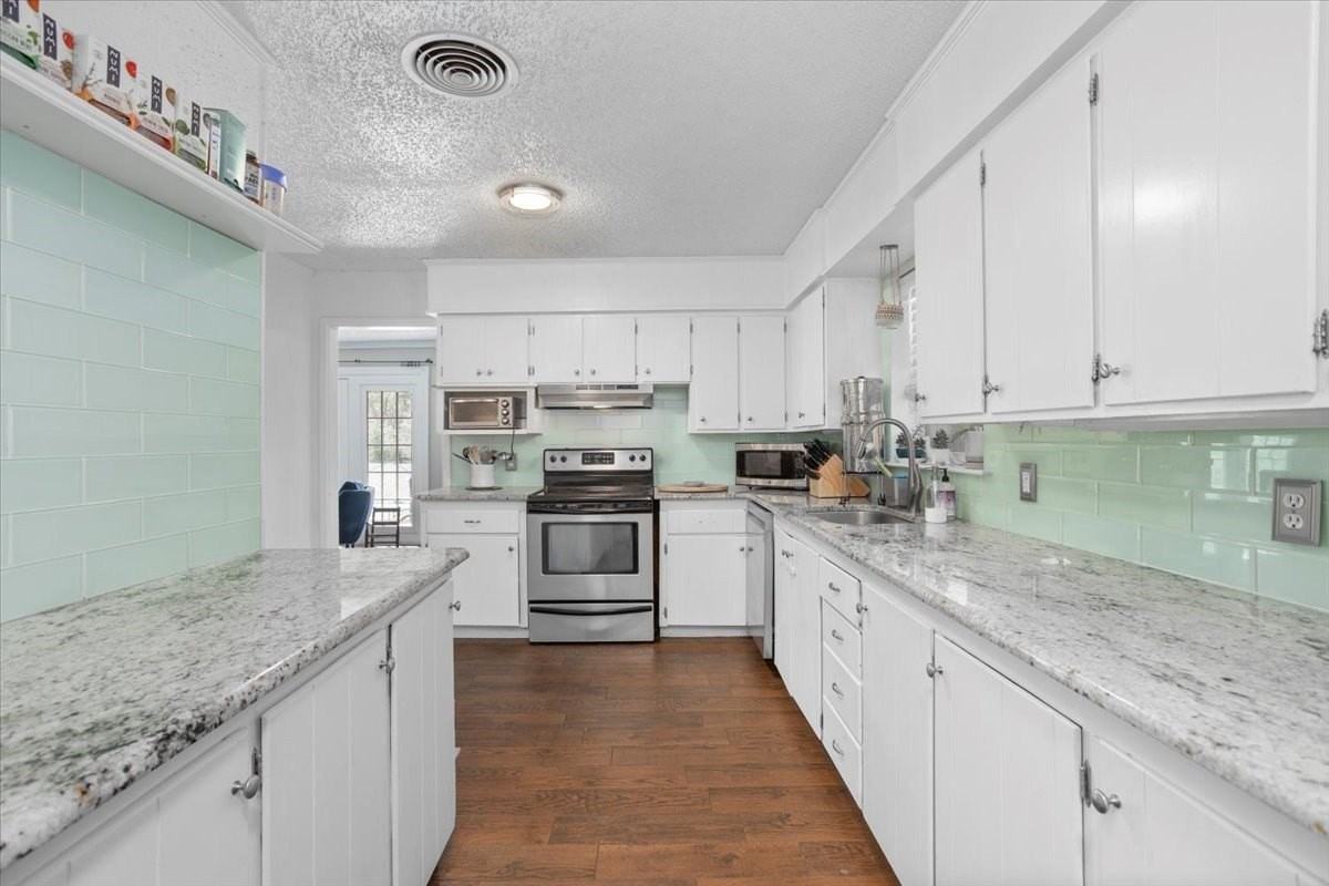 4109 Bilglade Rd - Photo 6 of 18