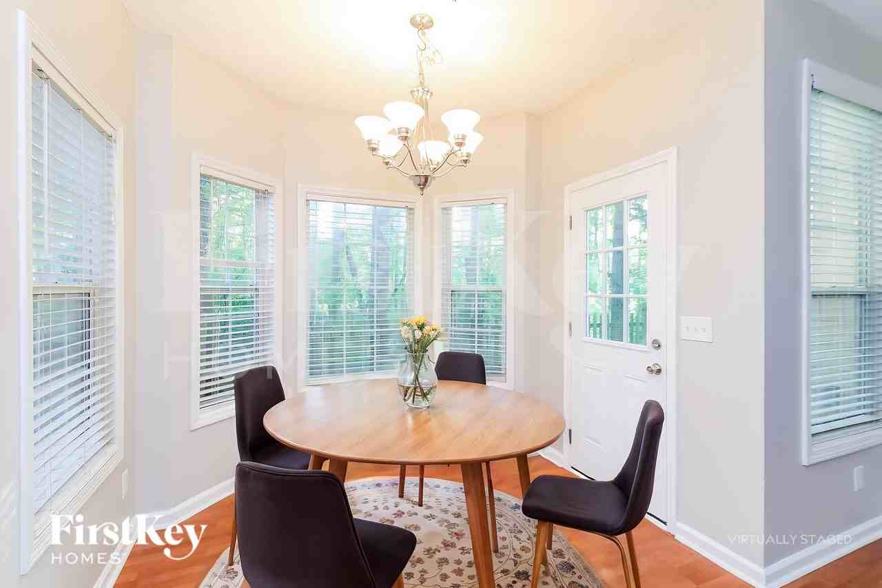 115 Weatherstone Dr - Photo 7 of 18