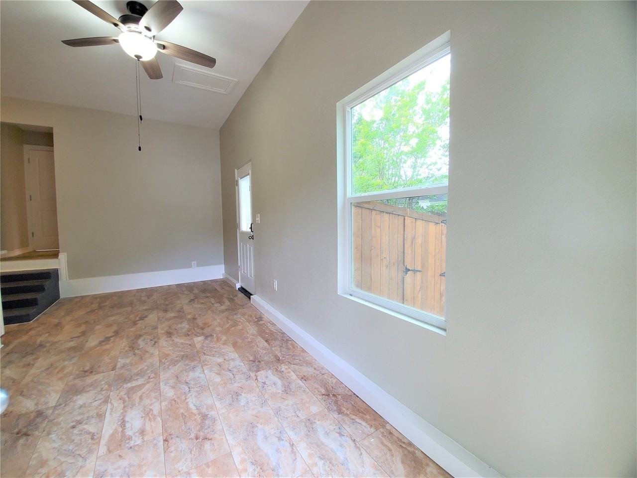 2115 Glenwood Ln #100 - Photo 4 of 13