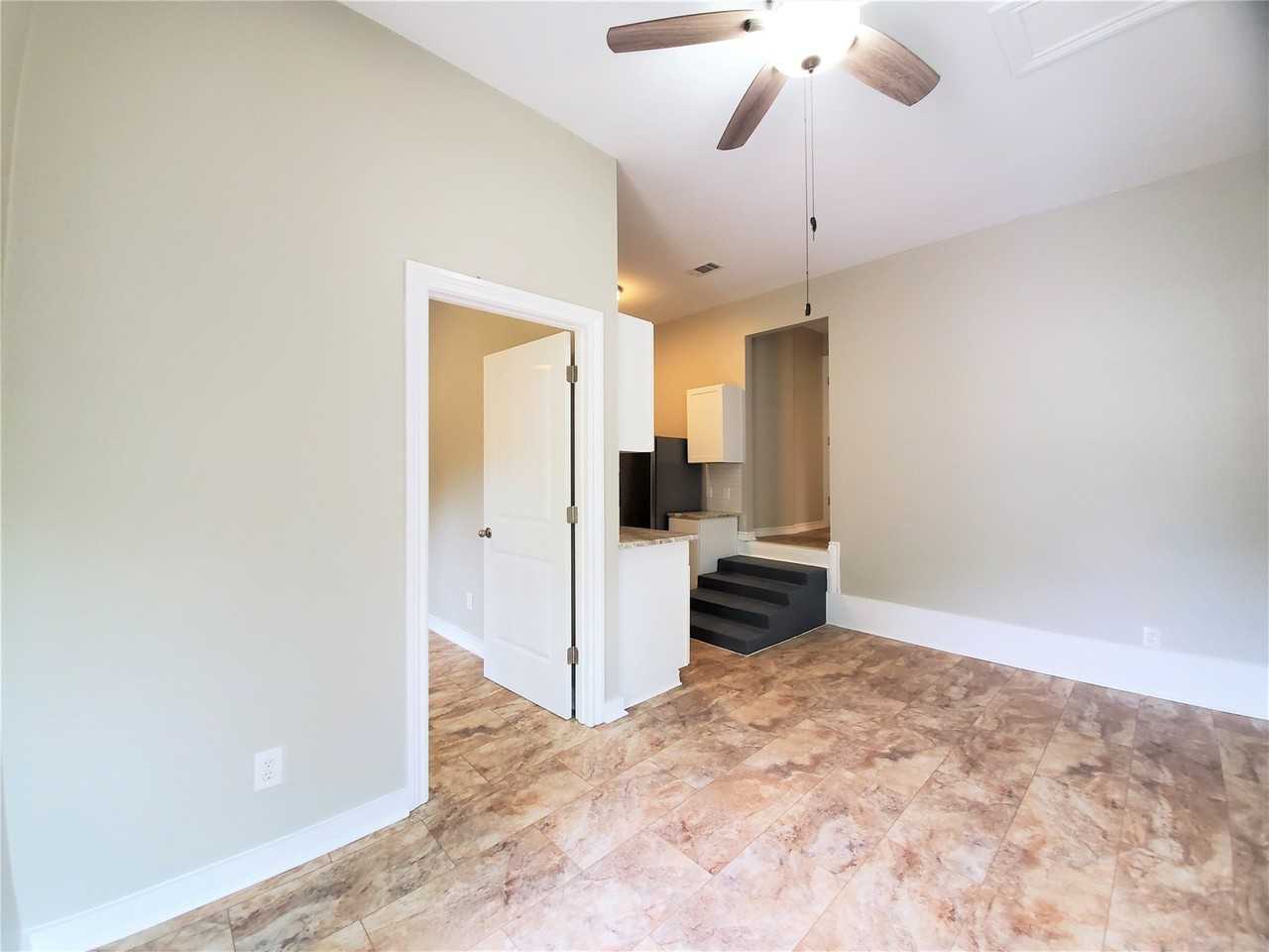 2115 Glenwood Ln #100 - Photo 5 of 13