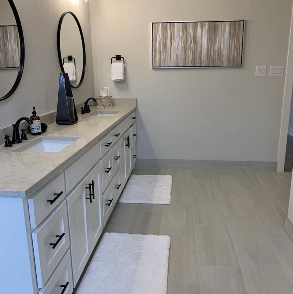 306 Village Way - Photo 7 of 14