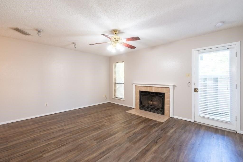 1614 Pecan Chase Cir #59 - Photo 4 of 19