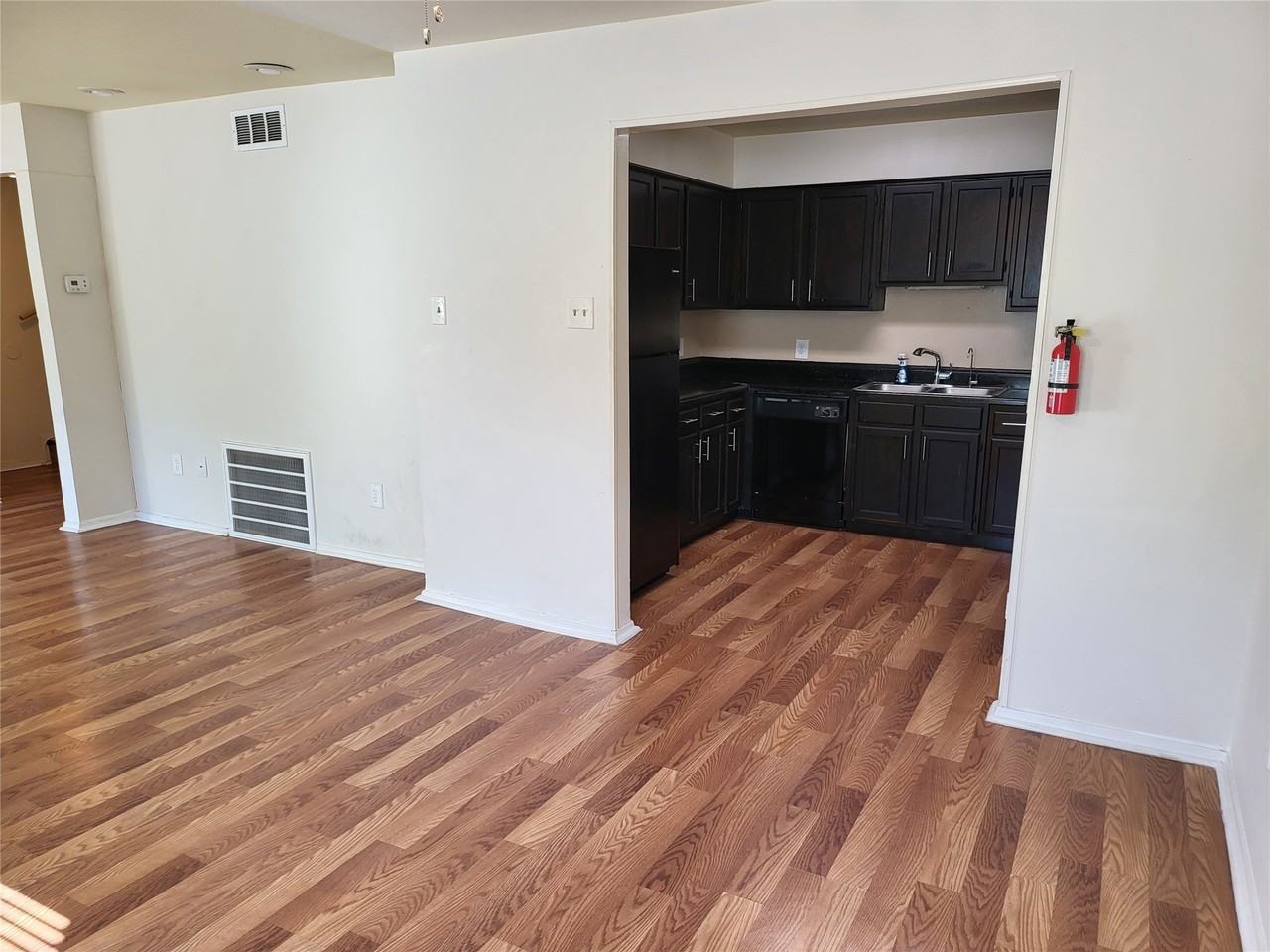 6900 Skillman St #111 - Photo 4 of 15