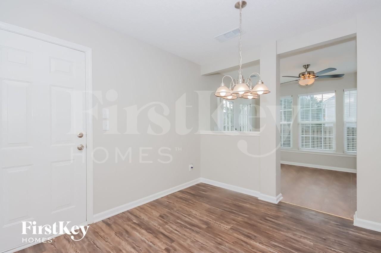 145 Golden Valley Dr - Photo 5 of 15