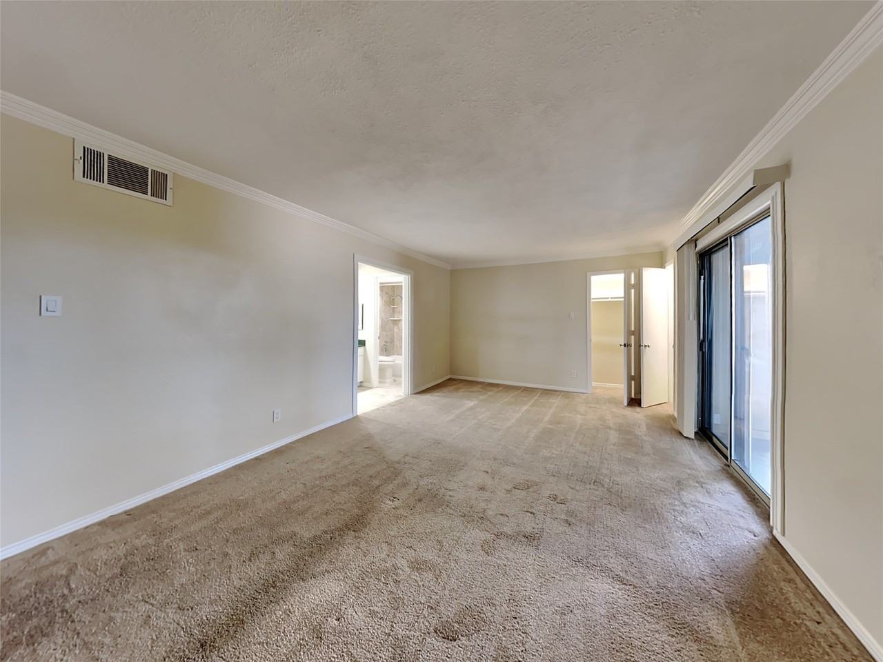 2907 Shelby Ave - Photo 5 of 8