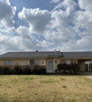 featured image of 4708 Longstreet Pl