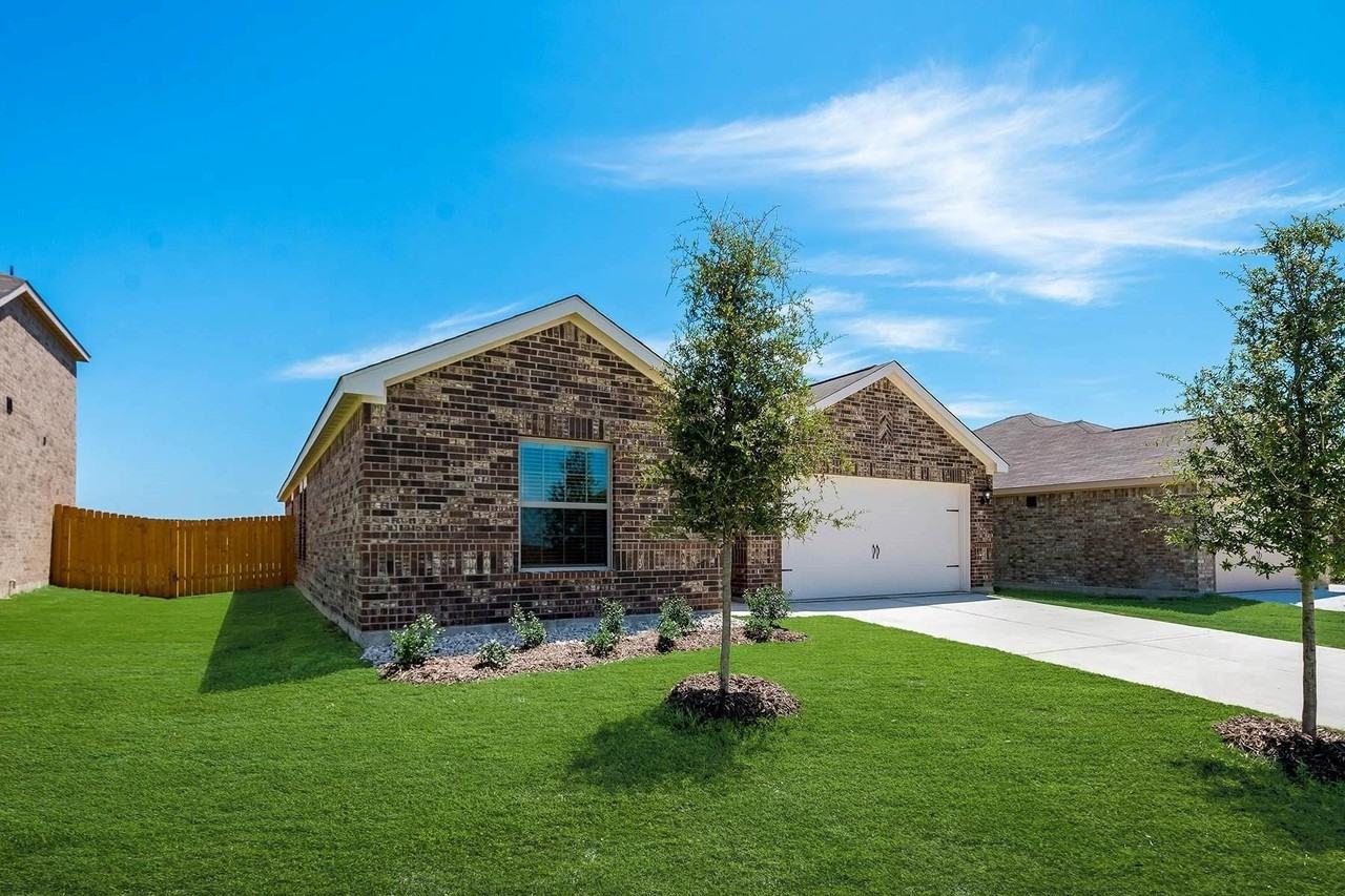 3016 Boran Dr - Photo 2 of 17