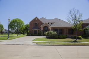 featured image of 4122 W Crescent Way