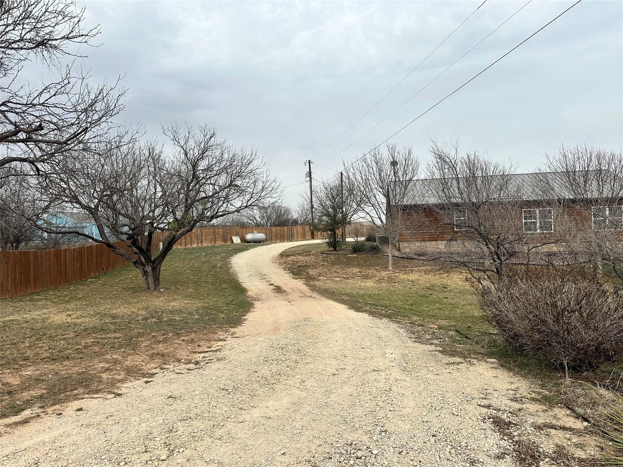 11001 W Lake Rd - Photo 2 of 40