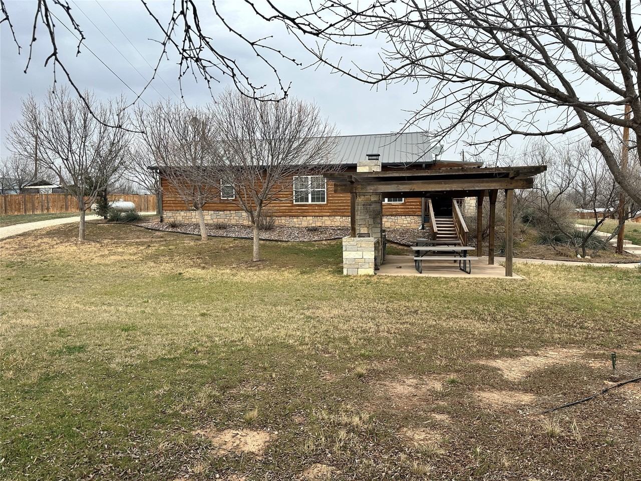 11001 W Lake Rd - Photo 3 of 40