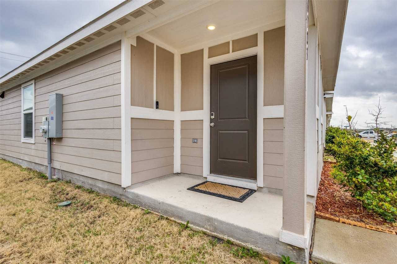 6723 Coulter Dr - Photo 4 of 25