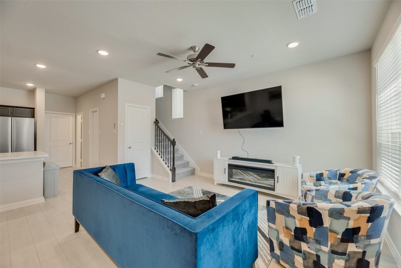 3028 Willow Wood Ct - Photo 3 of 25