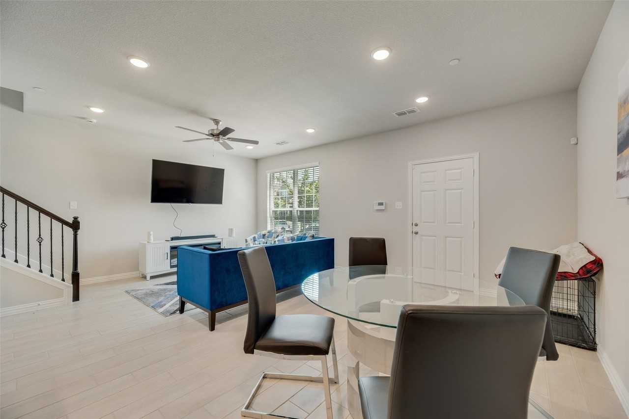 3028 Willow Wood Ct - Photo 6 of 25